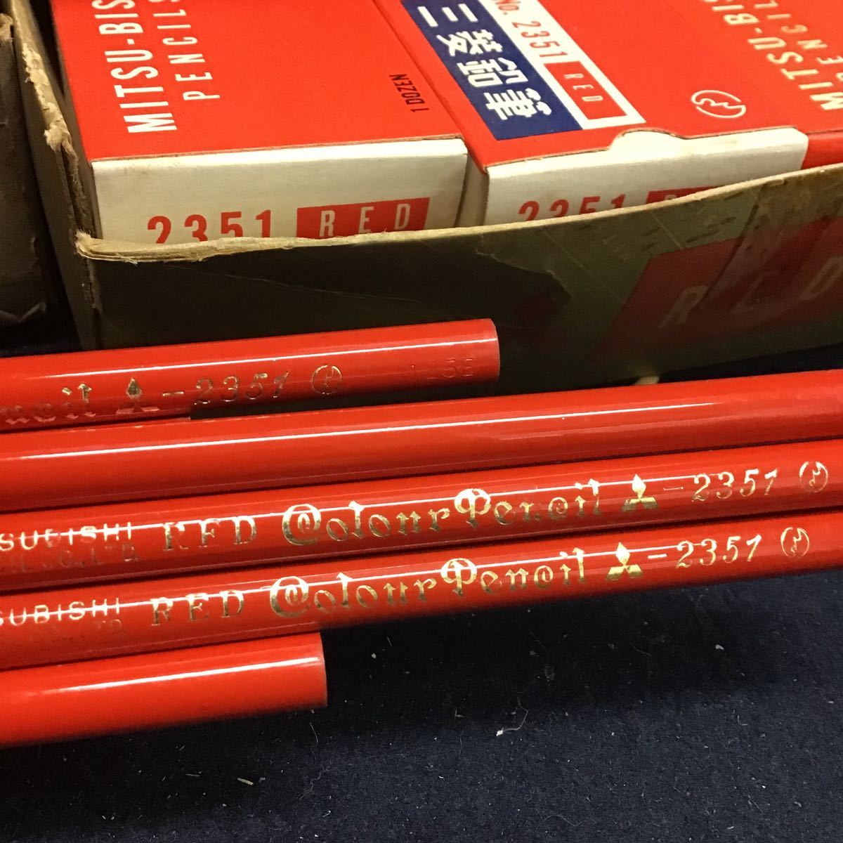 三菱鉛筆29ダース　348本　赤鉛筆　No2351 MITHUBISHI 大量　まとめて　まとめ売り　文房具　当時物　えんぴつ　RED レッド_画像5