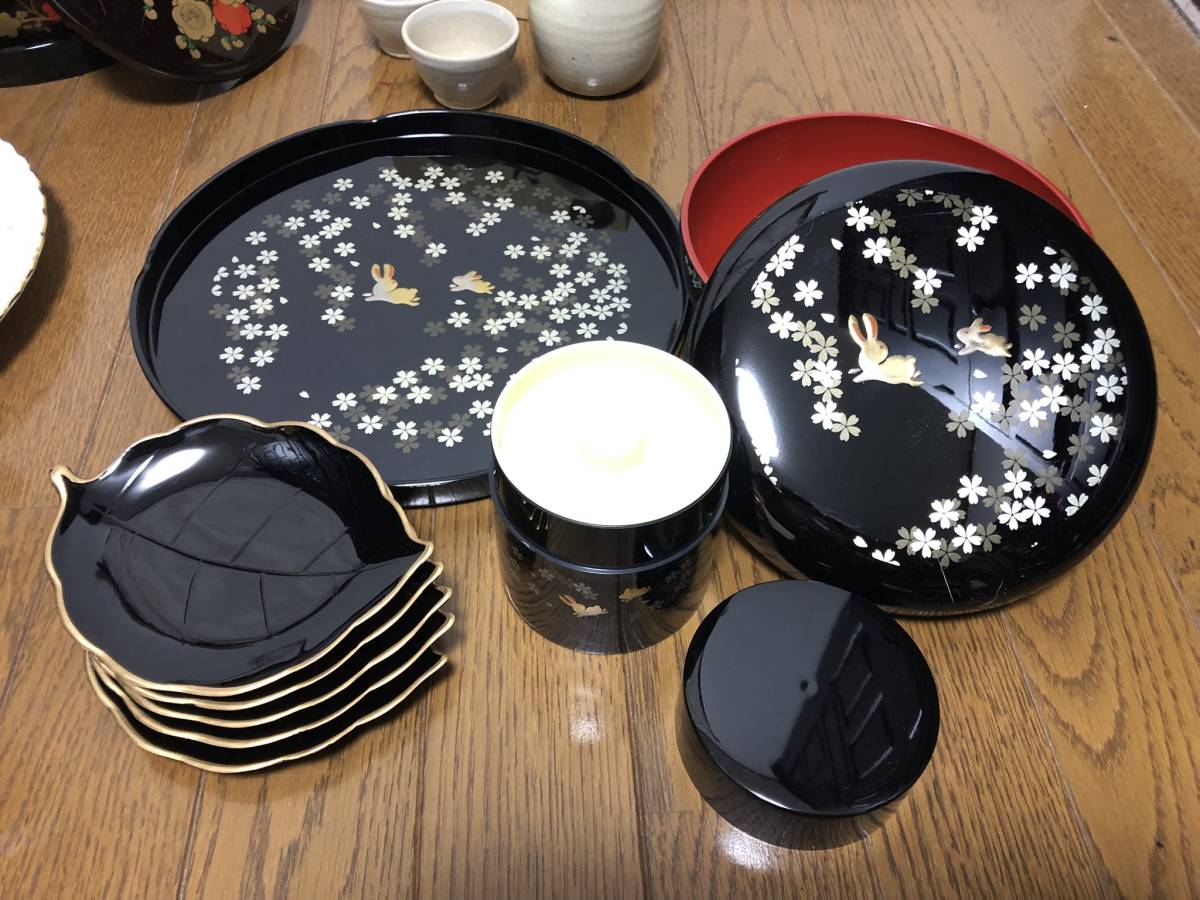 【未使用】長期保存品　食器類４種セット　陶器　漆器　徳利　お重_画像3