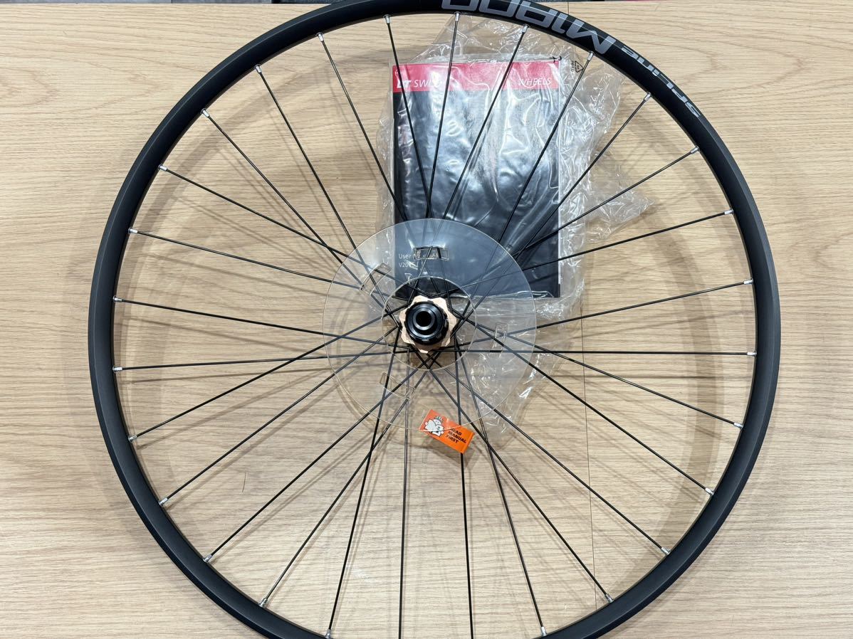 ■未使用品■DT SWISS M1800 splineリアのみ センターロック 旧ETRTO 20-584 ホイール SHIMANO シマノフリー ロードバイク P0274の画像1