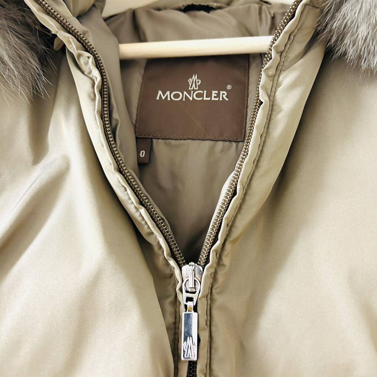 美品 MONCLER モンクレール ダウンコート 茶タグ 高級ライン ファー