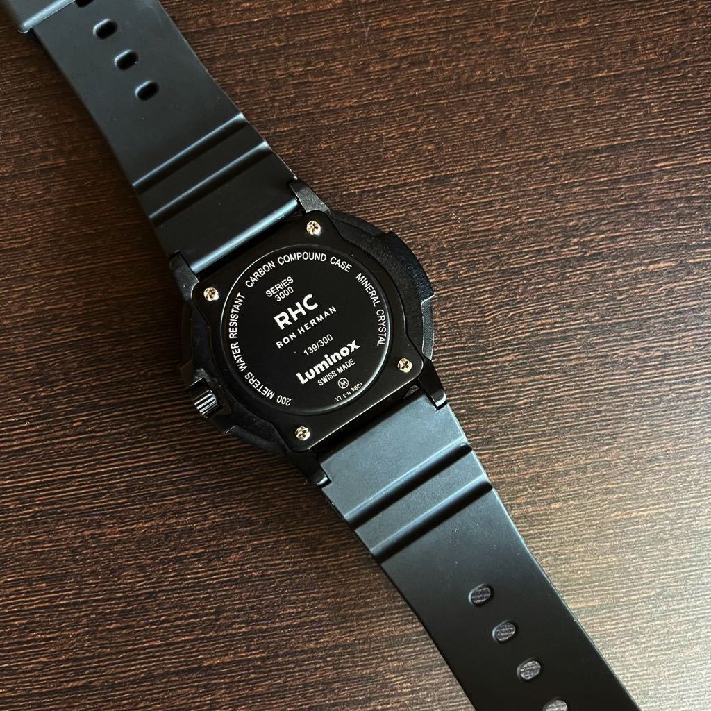希少 未使用品 LUMINOX ルミノックス ロンハーマン 限定300本 希少 未使用品 LUMINOX ルミノックス ロンハーマン 限定300本