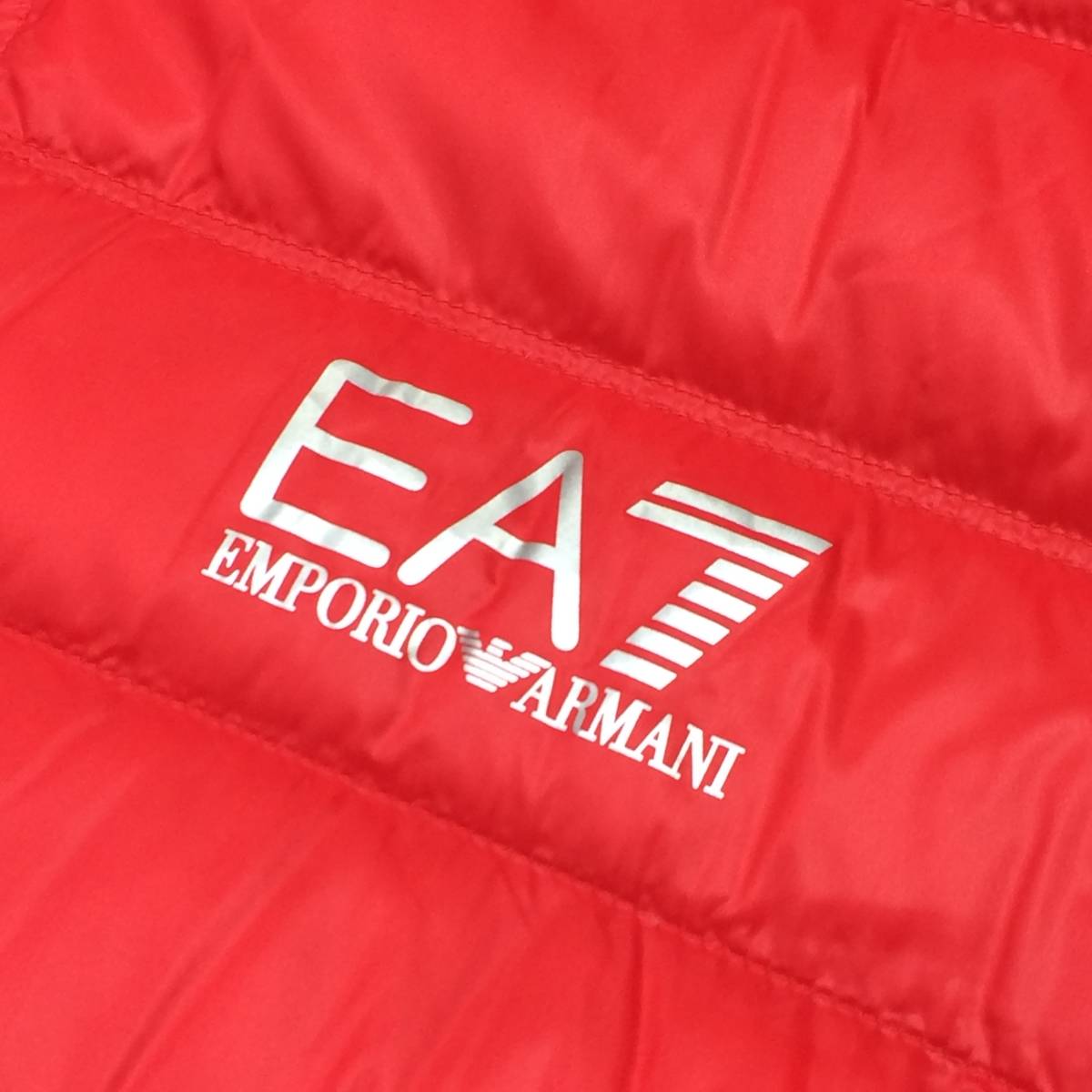 EMPORIO ARMANI エンポリオ アルマーニ EA7 トラベル エアセッテ 収納巾着付き 防寒フード付き ダウンジャケット パファージャケット XXXL_画像7