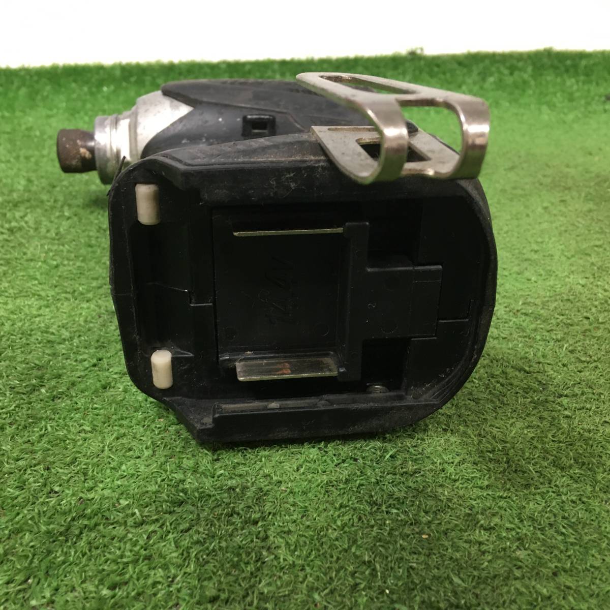 【中古品】makita(マキタ) 14.4V充電器インパクトドライバ 型番不明 / IT5V8NY1BS6O_画像8