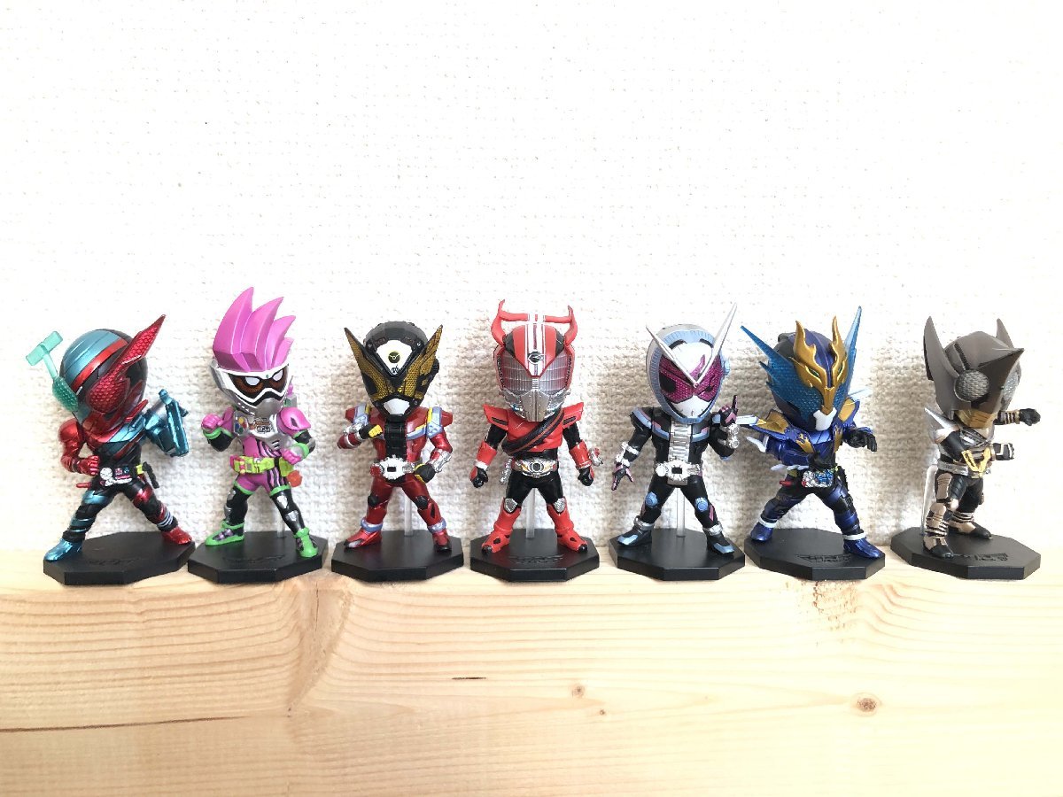 ■ バンダイ BANDAI 仮面ライダー ワールドコレクタブル フィギュア まとめて 現状販売 ドライブ 鎧武 ウィザード 等 ★_画像4