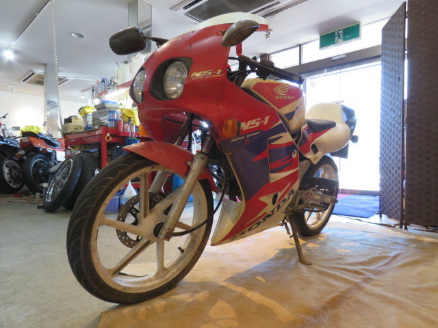 □HONDA NS-1 AC12 ホンダ 50cc 2788km ホワイト パーツ取り 部品取り車 ベース車 バイク 札幌発_画像4