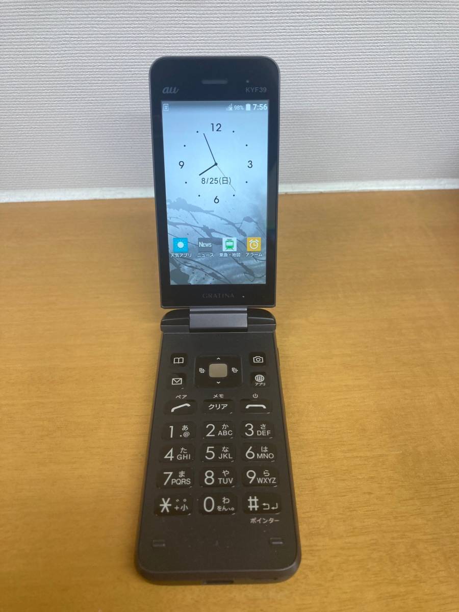 I025【中古】京セラ 携帯電話 GRATINA au KYF39 ブラック 　(カメラあり)　本体のみ_画像1