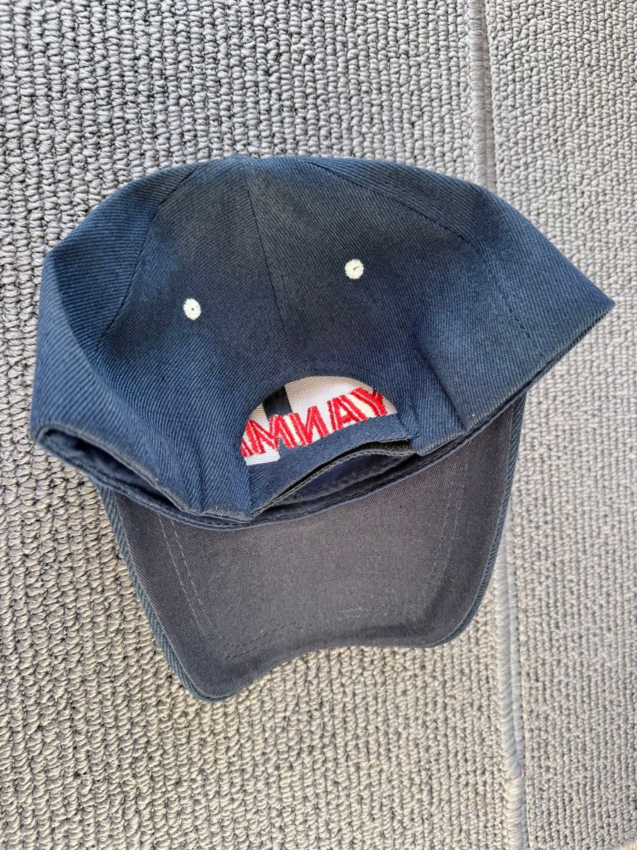 ● ヤンマー「YANMAR 　キャップ」刺繍 帽子　紺系　ホワイト　赤ロゴ
