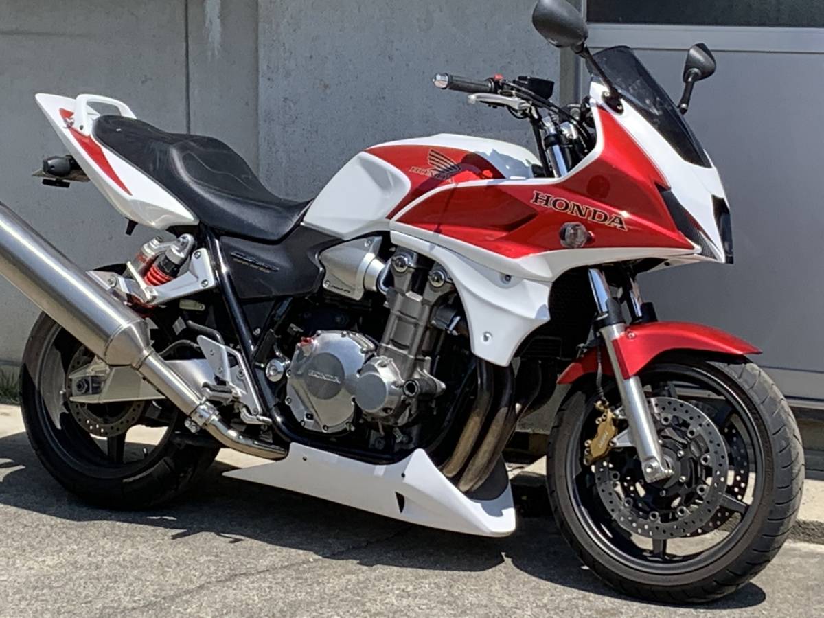 CB1300SF/SB SC54 アンダーカウル (白ゲルコート)_画像1