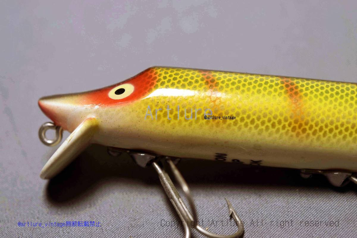 VINTAGE LURE HEDDON VANP SPOOK #9750 RARE PLASTIC RIP (A083 VINTAGE LURE HEDDON VANP SPOOK #9750 RARE PLASTIC RIP (A083
