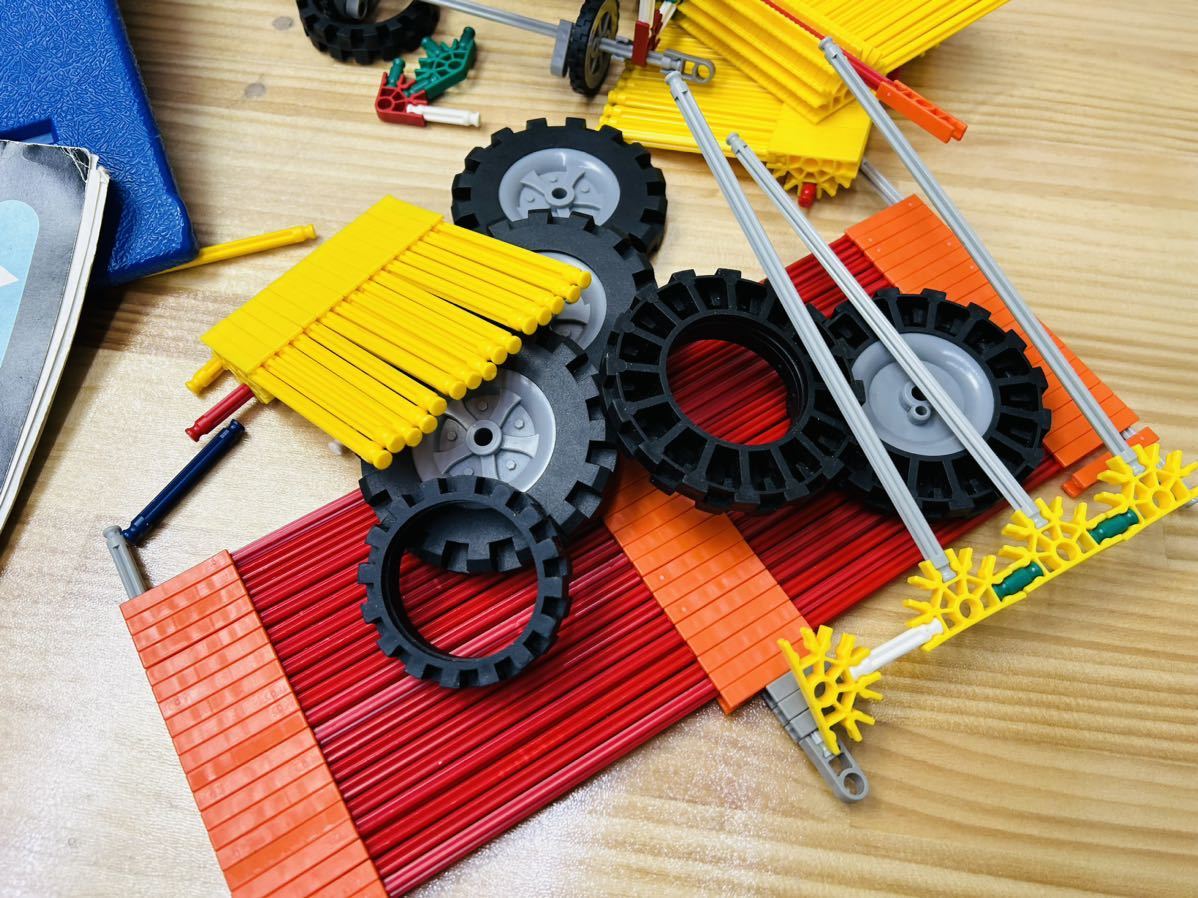 ☆ K'Nex ケネックス パズルブロック 棒ブロック 組み立て玩具 知育玩具 ホビー おもちゃ 純正ケース SA-0119j120 ☆_画像2