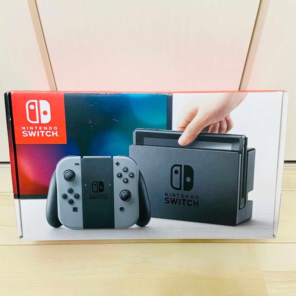 任天堂Switch NINTENDO SWITCH 本体　グレー