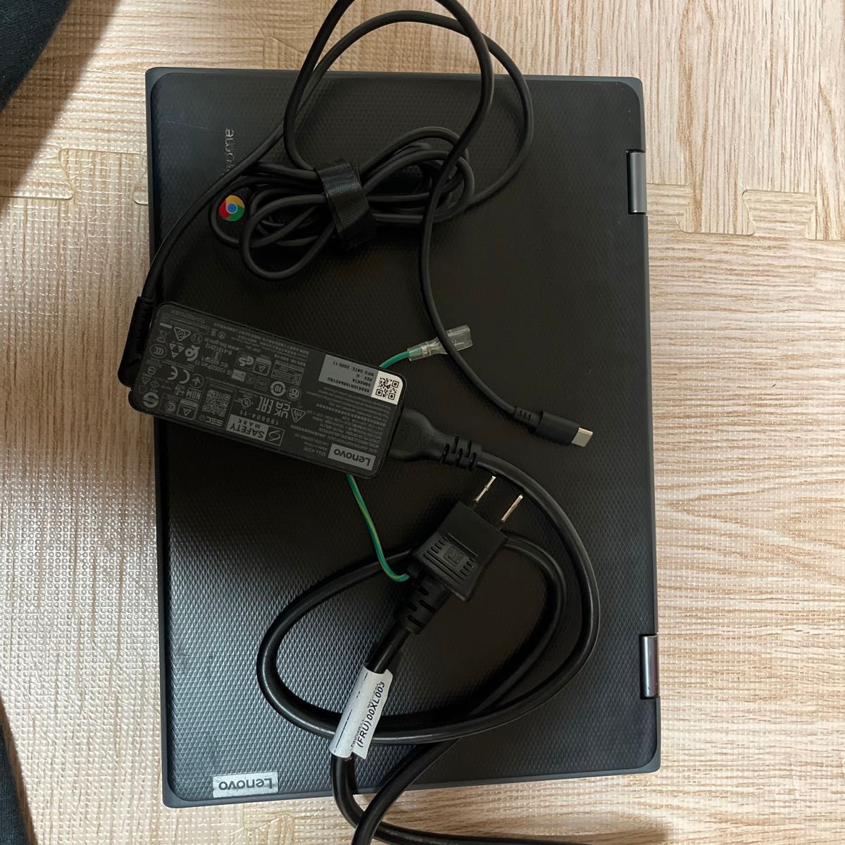 Lenovo 300e chromebook 2nd gen ノートパソコン 箱無し 充電器 Lenovo 300e chromebook 2nd gen ノートパソコン 箱無し 充電器