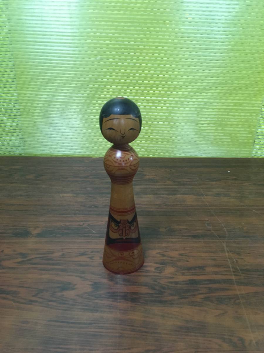 Kokeshi Doll 盛みつお 作 こけし 伝統こけし 高さ 約25cm 在銘 銘有 人形 日本人形 置飾り 工芸品 民芸品 伝統工芸 S384_画像1