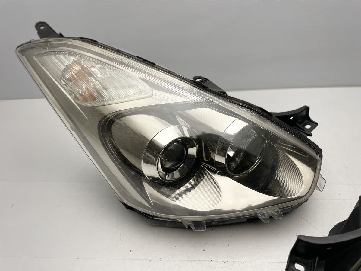 トヨタ ウィッシュ ZNE10G ZNE14G ANE10G ANE11W ANE14W 後期 ヘッドライト 左右 セット HID ICHIKOH 68-13 (Y89)_画像5