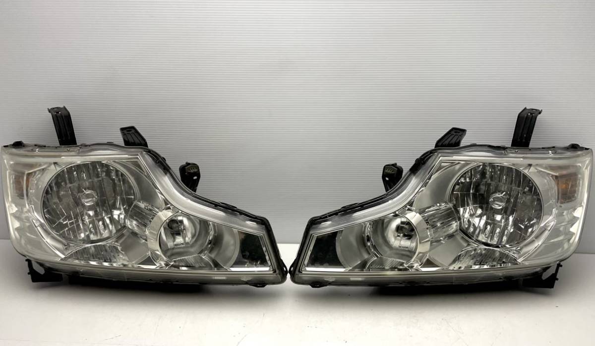 ホンダ 純正 RK1 RK2 RK5 ステップワゴン 前期 ヘッドライト ホンダ 純正 RK1 RK2 RK5 ステップワゴン 前期 ヘッドライト