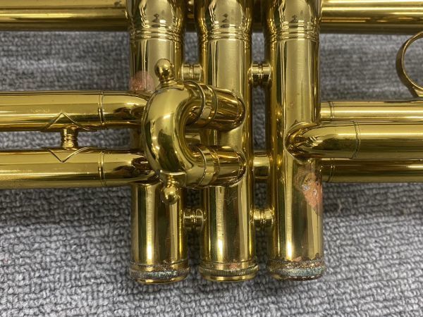 M003-CH3-277 KING キング Liberty トランペット 管楽器 マウスピース 2点 ハードケース付き_画像9