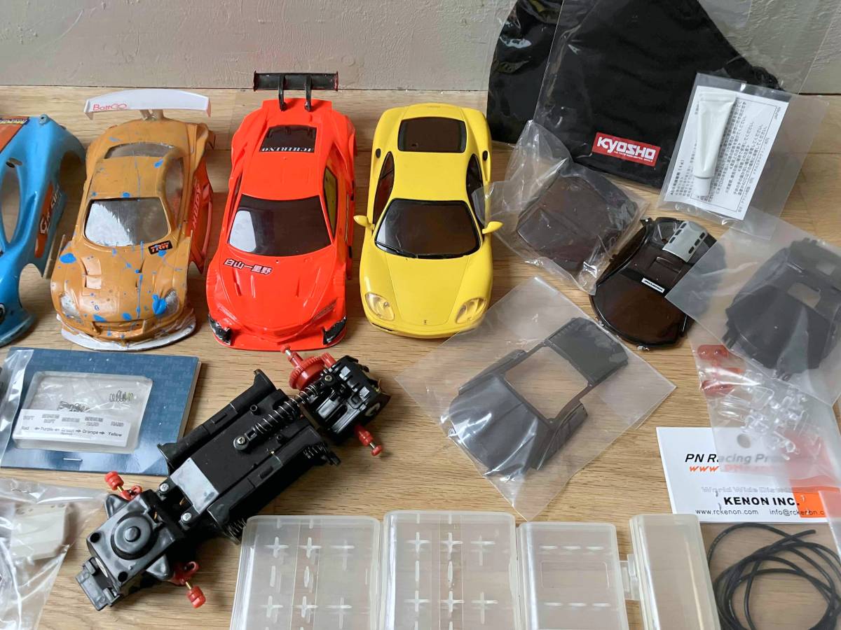 京商　ミニッツ☆NSX モデナ SC ポリカ ほかボディ, MR-03,AWD各種パーツ、KYOSHO SPEED HOUSE 単4ニッケル水素バッテリー、PNracingなど_画像5