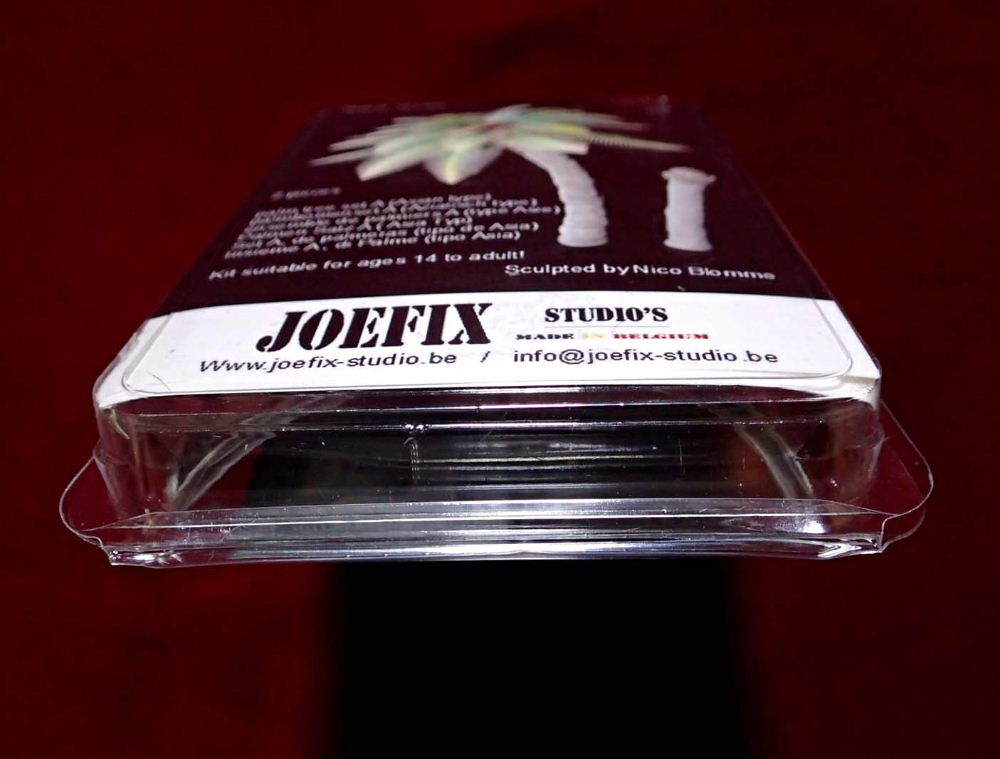 ★JOEFIX(181.035) 1/35 ヤシの木セットA(アジアタイプ)(2本入、レジン他製)ケース未開封(定形外300円他)_画像4