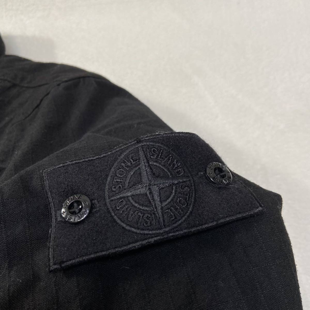 STONE ISLAND Ghost Piece 中綿入り　簡易フード付き　ナイロンジャケット　アウター_画像4