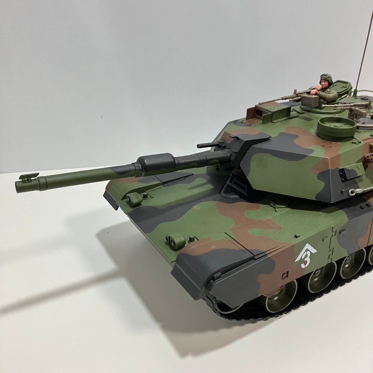 童友社 M1A1エイブラムス 1/16戦車 RC NATO軍迷彩塗装仕様_画像4