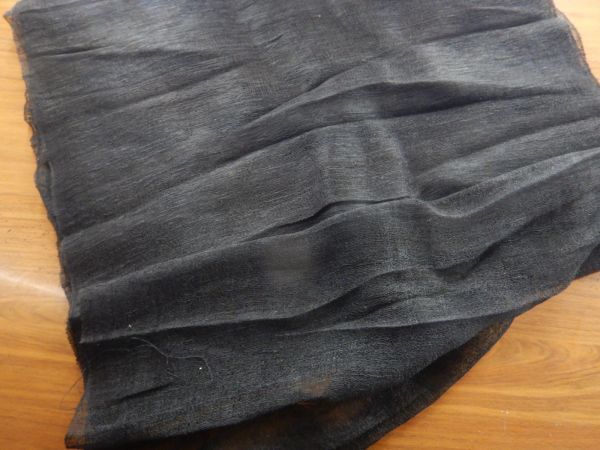 タイシルク　山繭　紬　黒　巾58CMX1M　未使用 はぎれ　日本製　シルク　絹　THAILAND_画像2