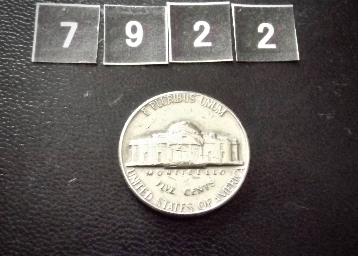 アメリカ　ジェファーソン　5セントコインです。　1970年　D刻印　送料無料（7922）　USA　お金 硬貨　ドル　貨幣_画像2