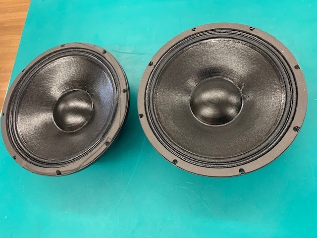 RCF L12P110K 12 -inch 30cm 8Ω ohm speaker breaking the seal RCF L12P110K 12 -inch 30cm 8Ω ohm speaker breaking the seal