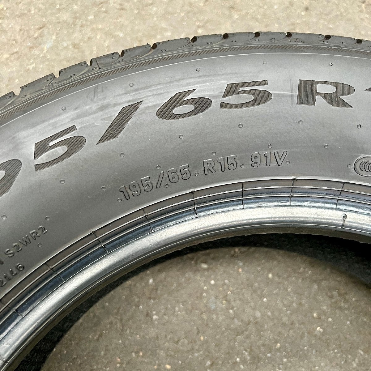 タイヤ2本セット　PIRELLI POWERGY(ピレリ パワジー)　195/65R15　2022年製　3ミリ_画像6