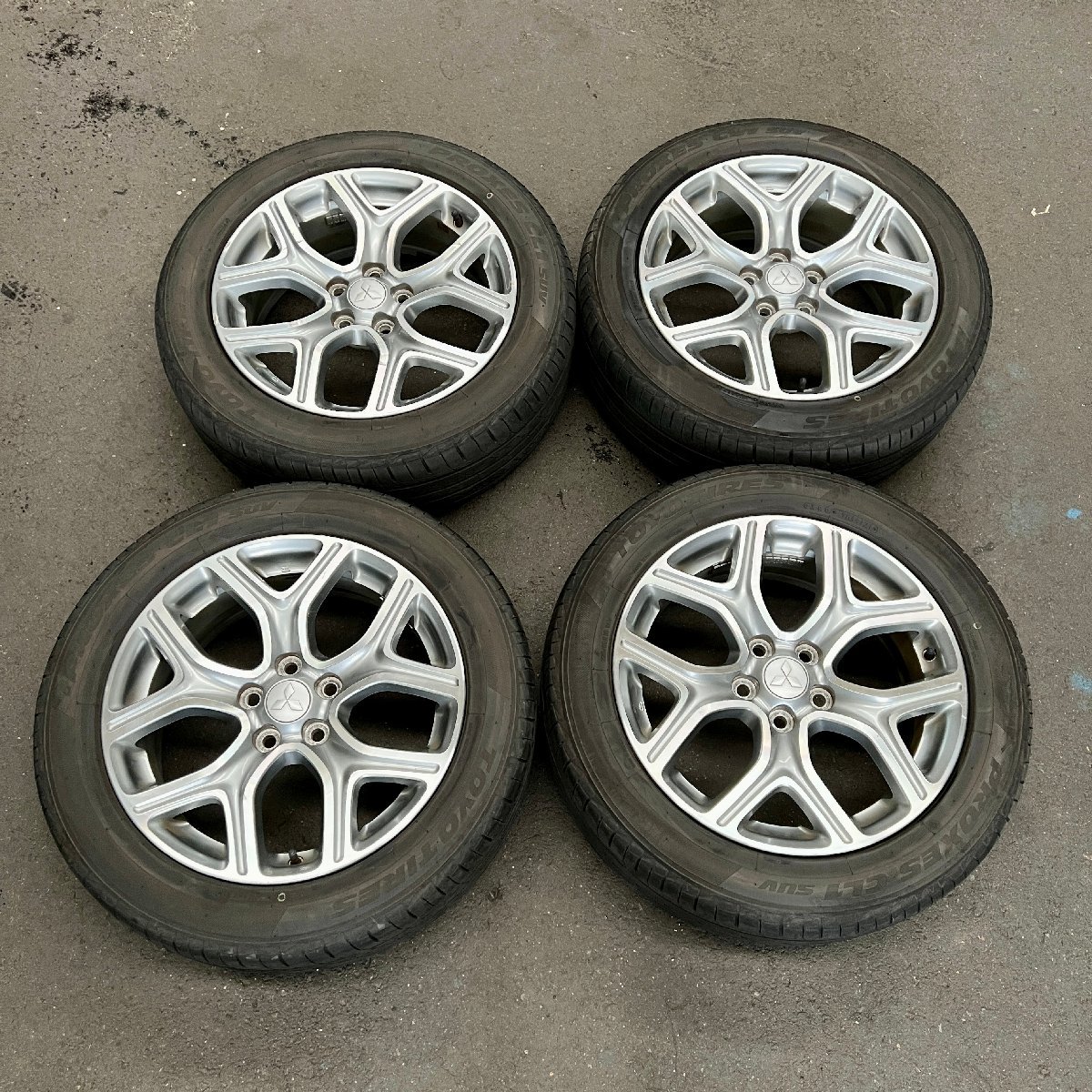 タイヤ付き純正ホイール4本セット アウトランダーPHEV GG2W 18×7JJ +38 114.3 5穴 225/55R18