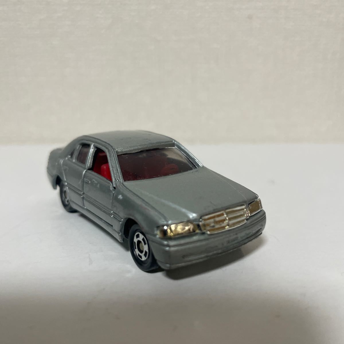 ☆トミカ NO.92メルセデスベンツ Cクラス タイプ ☆ MERCEDES-BENZ C CLASS TYPE ☆ 絶版 中国製 中古 外箱なしの画像3