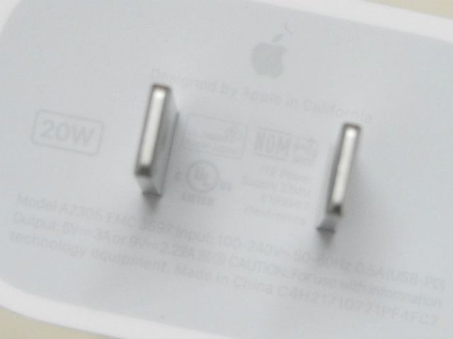 中古 Apple USB-C 18W A1720 / 20W A2305 電源アダプタ 3点セット_画像5