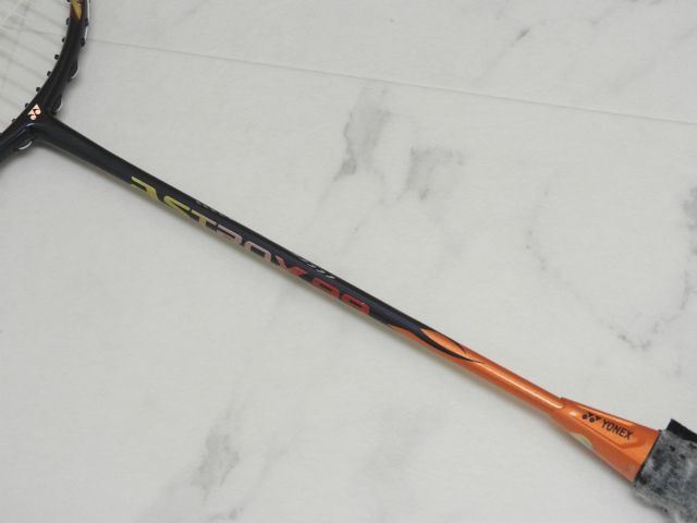 1円〜 中古 YONEX ASTROX 99 4UG5 ヨネックス バドミントンラケット 現状渡し_画像3