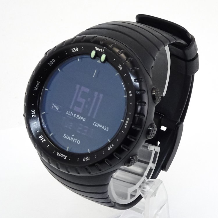 【1円】スント SUUNTO CORE アウトドアウォッチ 腕時計 SS014279010 クォーツ アルミ 黒文字盤 デジタル クロノ コンパス 多機能 動作品_画像2