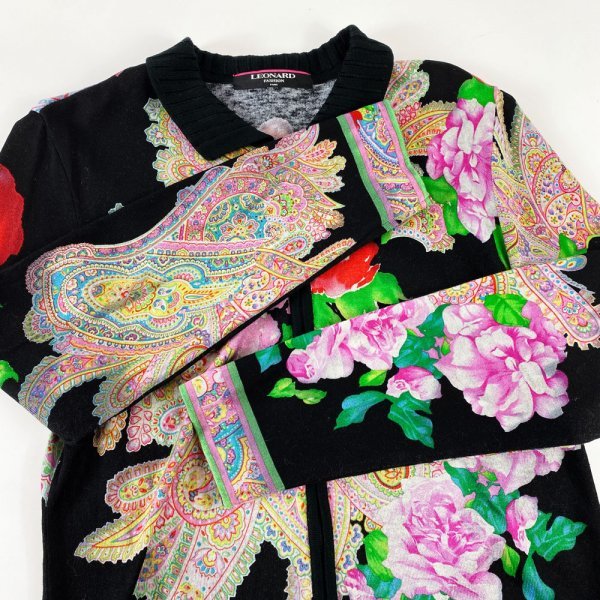 ☆激レア☆レオナール 花柄×ペイズリー柄 ジップアップ ☆激レア☆レオナール 花柄×ペイズリー柄 ジップアップ
