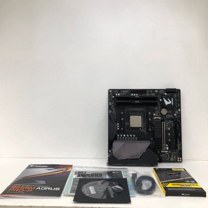 【ジャンク品】GIGABYTE B550M AORUS PRO-P マザーボード 231214SK300455_画像1