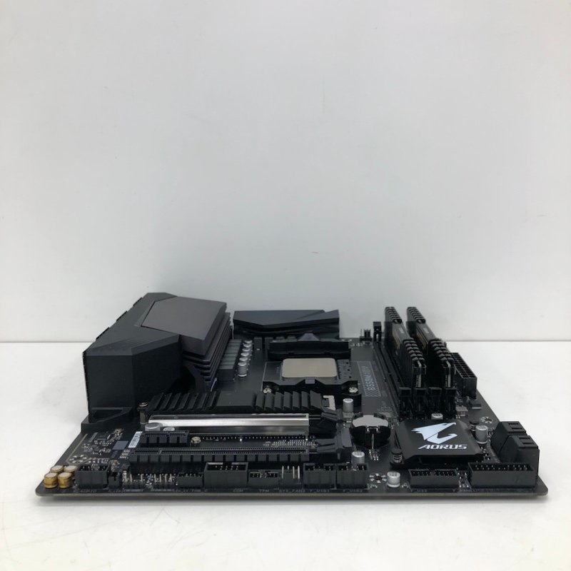 【ジャンク品】GIGABYTE B550M AORUS PRO-P マザーボード 231214SK300455_画像4