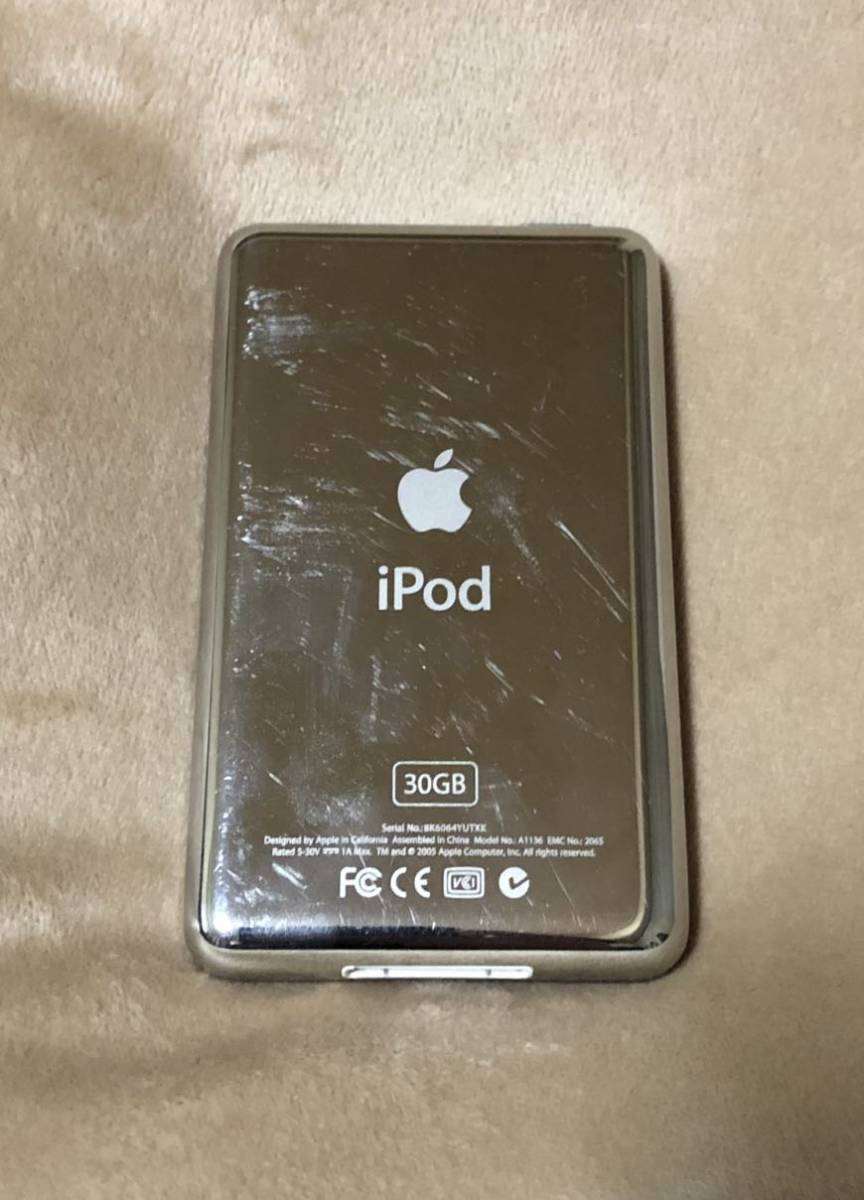 iPod classic 5.5世代 40GB新品HDD 新品バッテリーブラック Apple _画像2