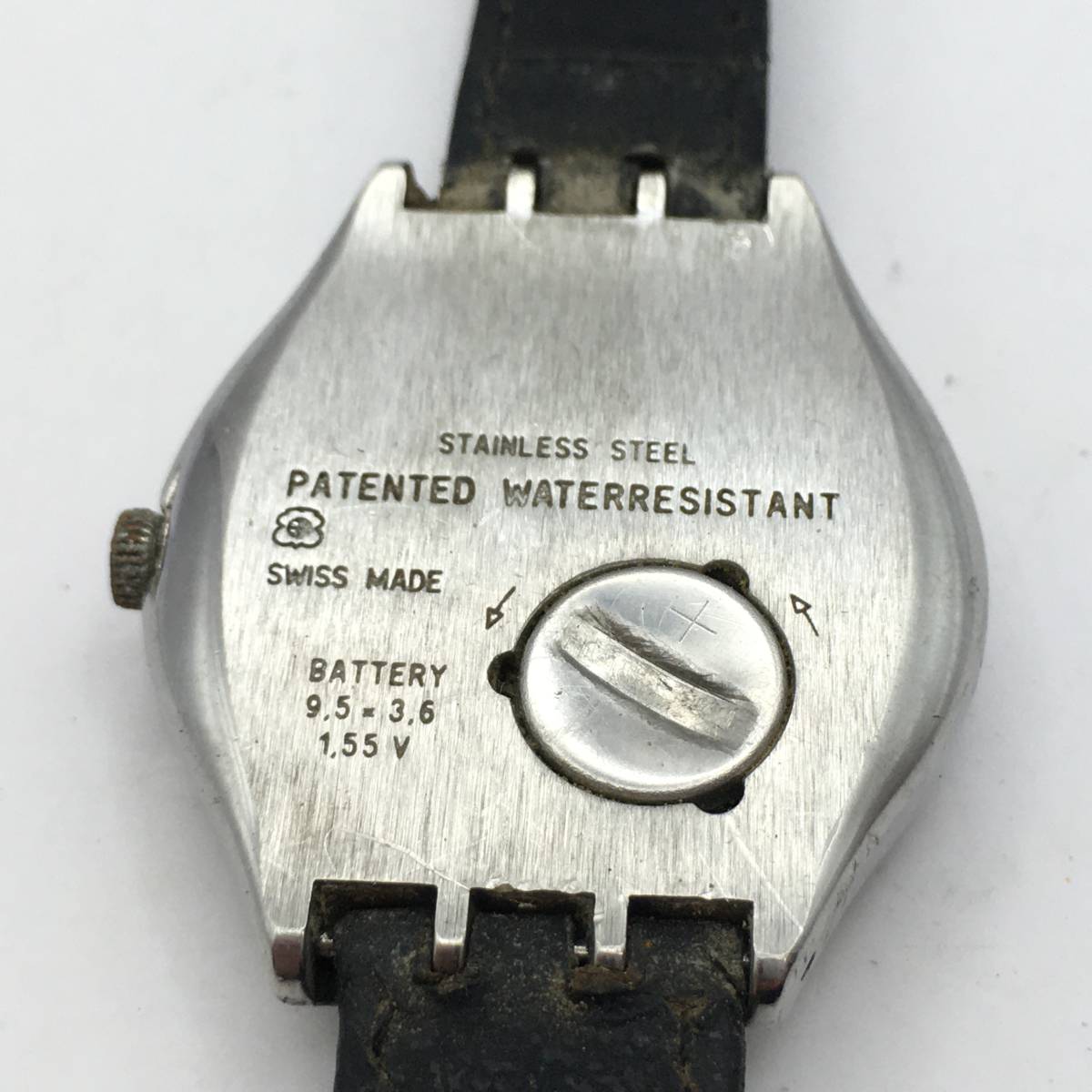 ◯D10-97 swatch/スウォッチ 3針 Day-Date デイデイト メンズ クォーツ 腕時計 レザーベルト_画像4