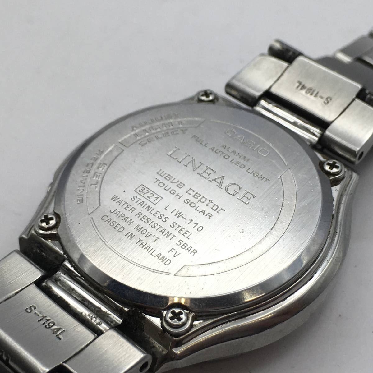 ◯N10-281 CASIO/カシオ LINEAGE リニエージ 3針 Date デイト メンズ 電波ソーラー 腕時計 LIW-110 不動ジャンク品_画像4