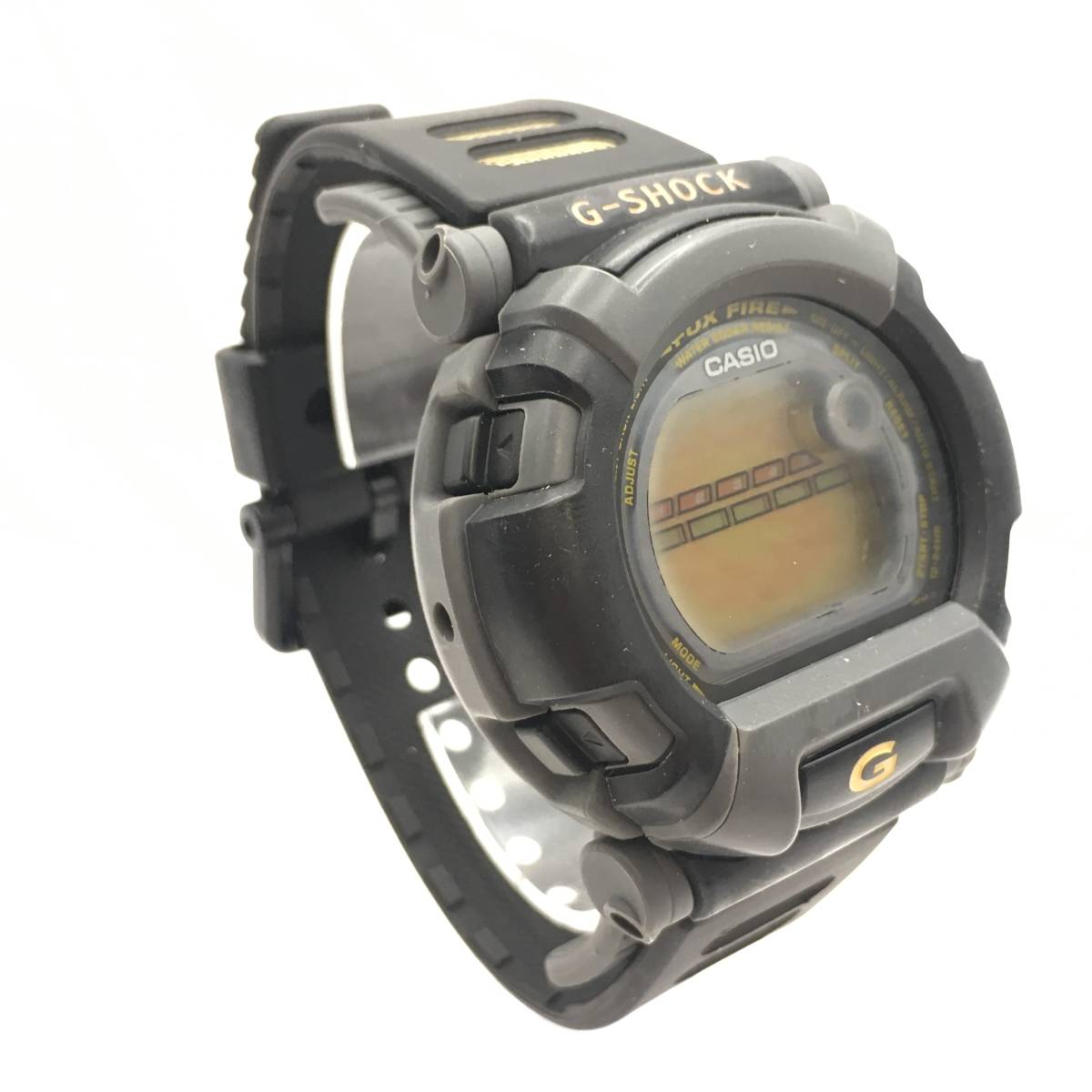 ◯D10-103 CASIO/カシオ G-SHOCK FOX FIRE デジタル文字盤 メンズ クォーツ 腕時計 DW-002 付属品あり_画像2