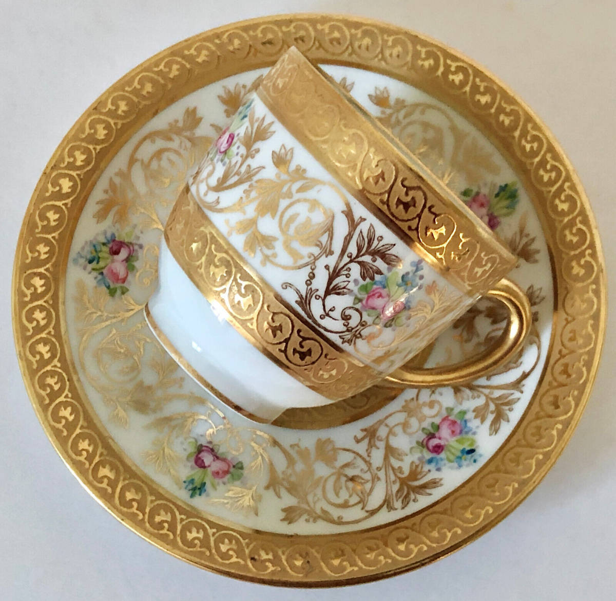  antique William * Guerlain Limo -ju small cup - saucer gold paint color .. antique antique goods Vintage 