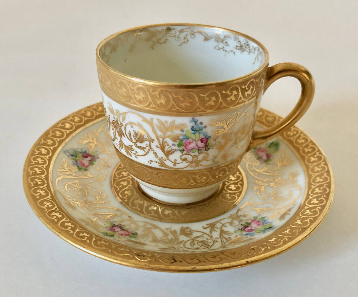  antique William * Guerlain Limo -ju small cup - saucer gold paint color .. antique antique goods Vintage 
