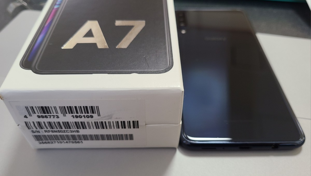 ◆美品◆ SIMフリー Galaxy A7 ブラック 黒 スマホ 本体 白ロム 中古 あすつく 土日祝発送OK ◆美品◆ SIMフリー Galaxy A7 ブラック 黒 スマホ 本体 白ロム 中古 あすつく 土日祝発送OK