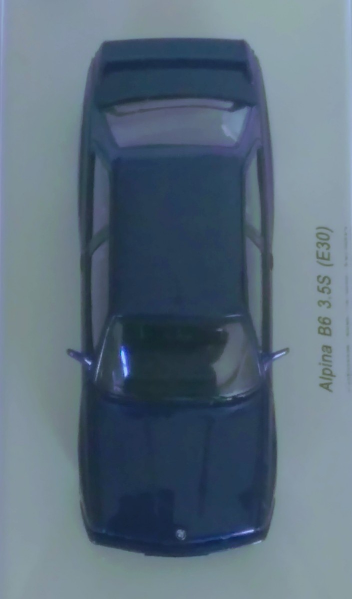 貴重車！！　未使用　スパークモデル　 BMW Ｅ３０クーペ アルピナ　Ｂ６ ３.５Ｓ ネイビー系　１/４３_画像8