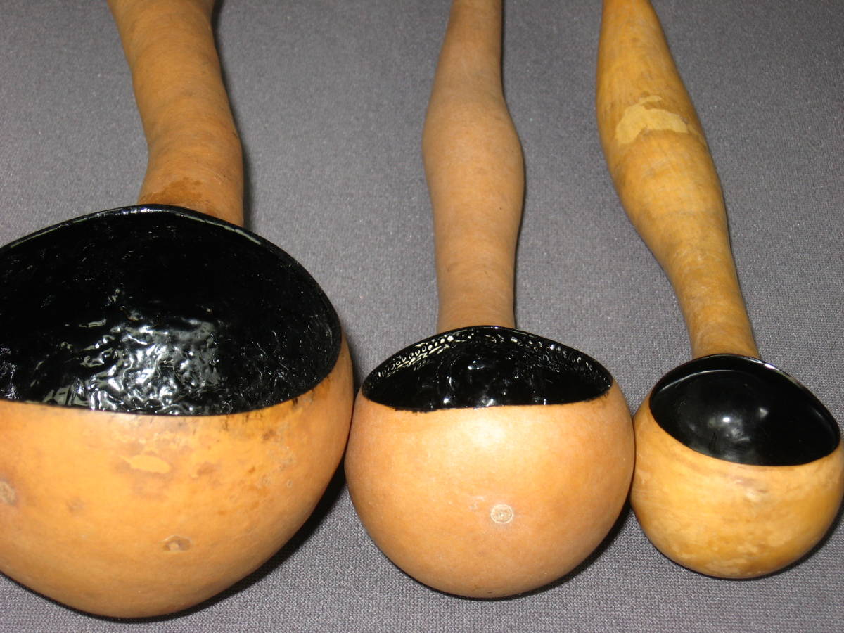 瓢杓　3点一括　その①　内漆塗　煎茶 ／検索：　古瓢杓・老葫芦杓 煎茶道具_柄の部分は塞いであります。