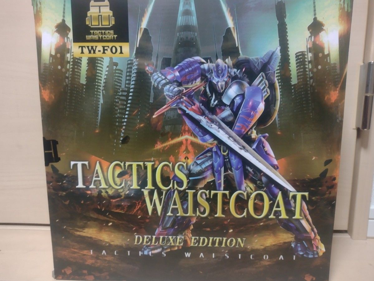 TW-F01 KNIGHT ORION DELUXE EDITION オプティマスプライム風 非 TW-F01 KNIGHT ORION DELUXE EDITION オプティマスプライム風 非