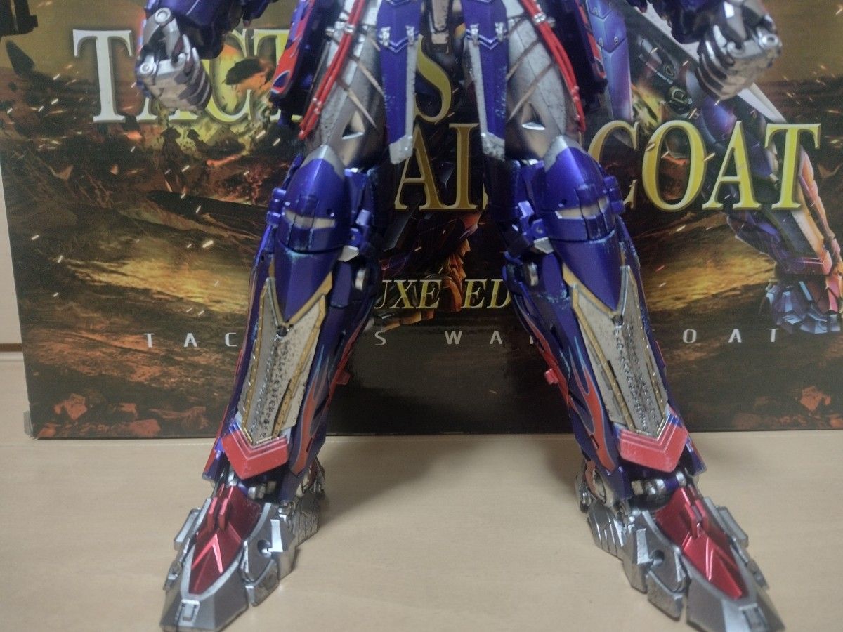 TW-F01 KNIGHT ORION DELUXE EDITION オプティマスプライム風 非 TW-F01 KNIGHT ORION DELUXE EDITION オプティマスプライム風 非