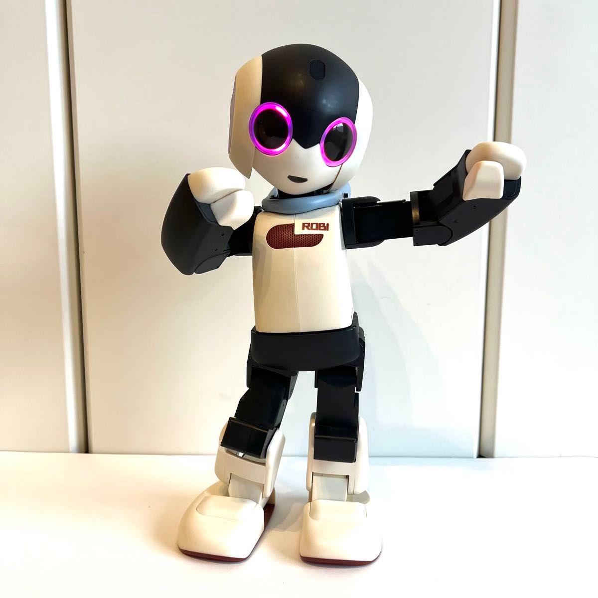 美品】週刊Robi ロビ デアゴスティーニ ロビ完成品&ロビエッグ 美品】週刊Robi ロビ デアゴスティーニ ロビ完成品&ロビエッグ