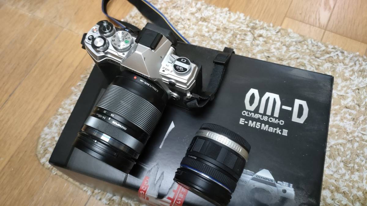 オリンパス　OM-D　E-M5MarkⅢ　9-18　14-150　レンズ付き　本体　液晶割れ_画像1