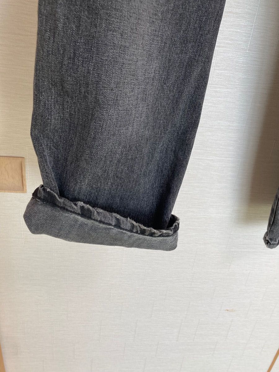 ヌーディージーンズ　nudie jeans ジーパン　デニム　黒　グレー　ウォッシュデニム